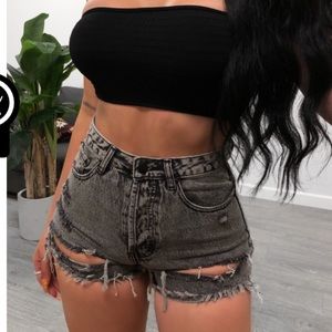 Laura’s Boutqiue distressed black washed shorts